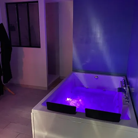 Detente Et Spa Pour Se Ressourcer Bullion Exterior foto